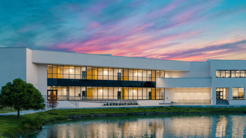 Centro Ceiling / Plano East HS