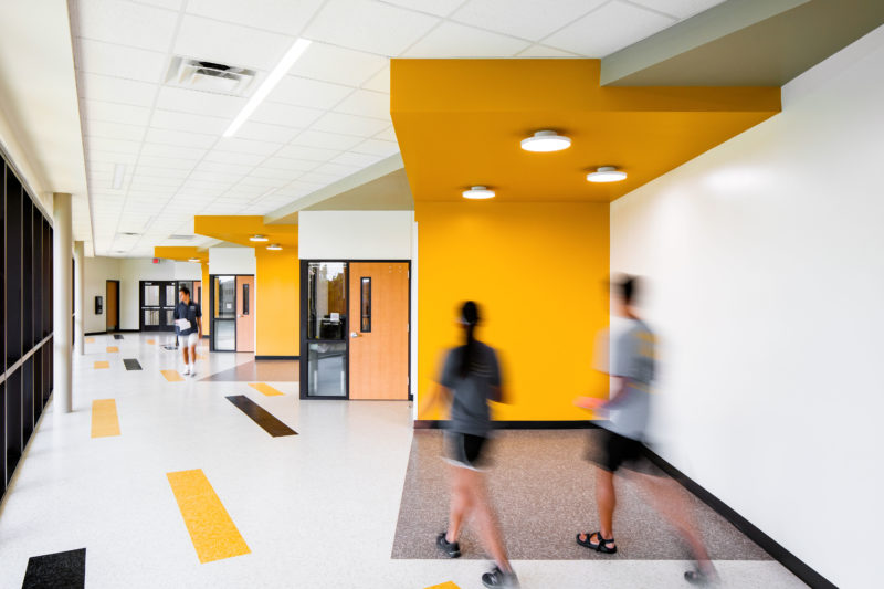 Centro Ceiling / Plano East HS